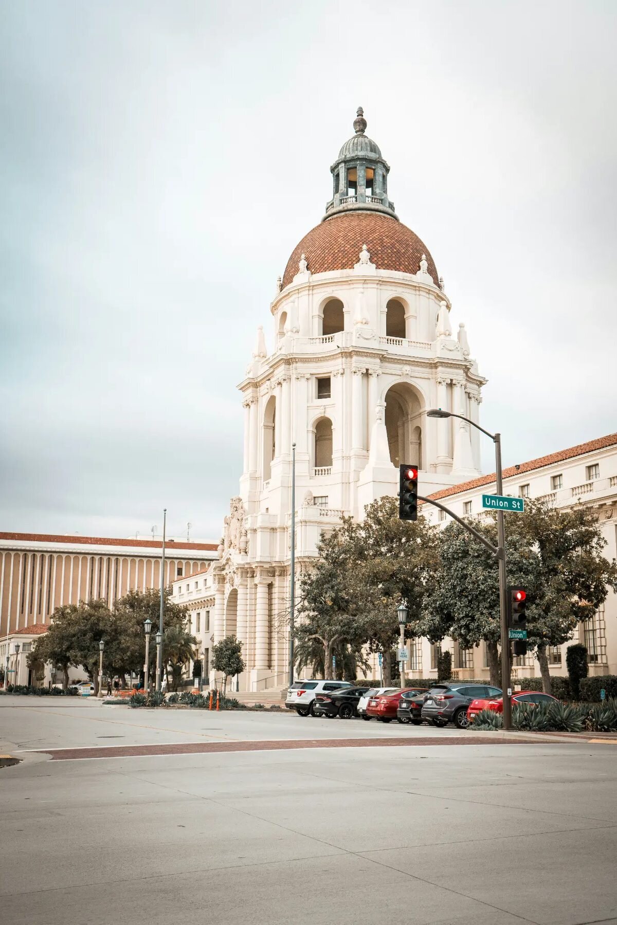 Pasadena City Hall dome and Spanish Colonial Revival architecture in Los Angeles, an elegant backdrop for engagement photography sessions
