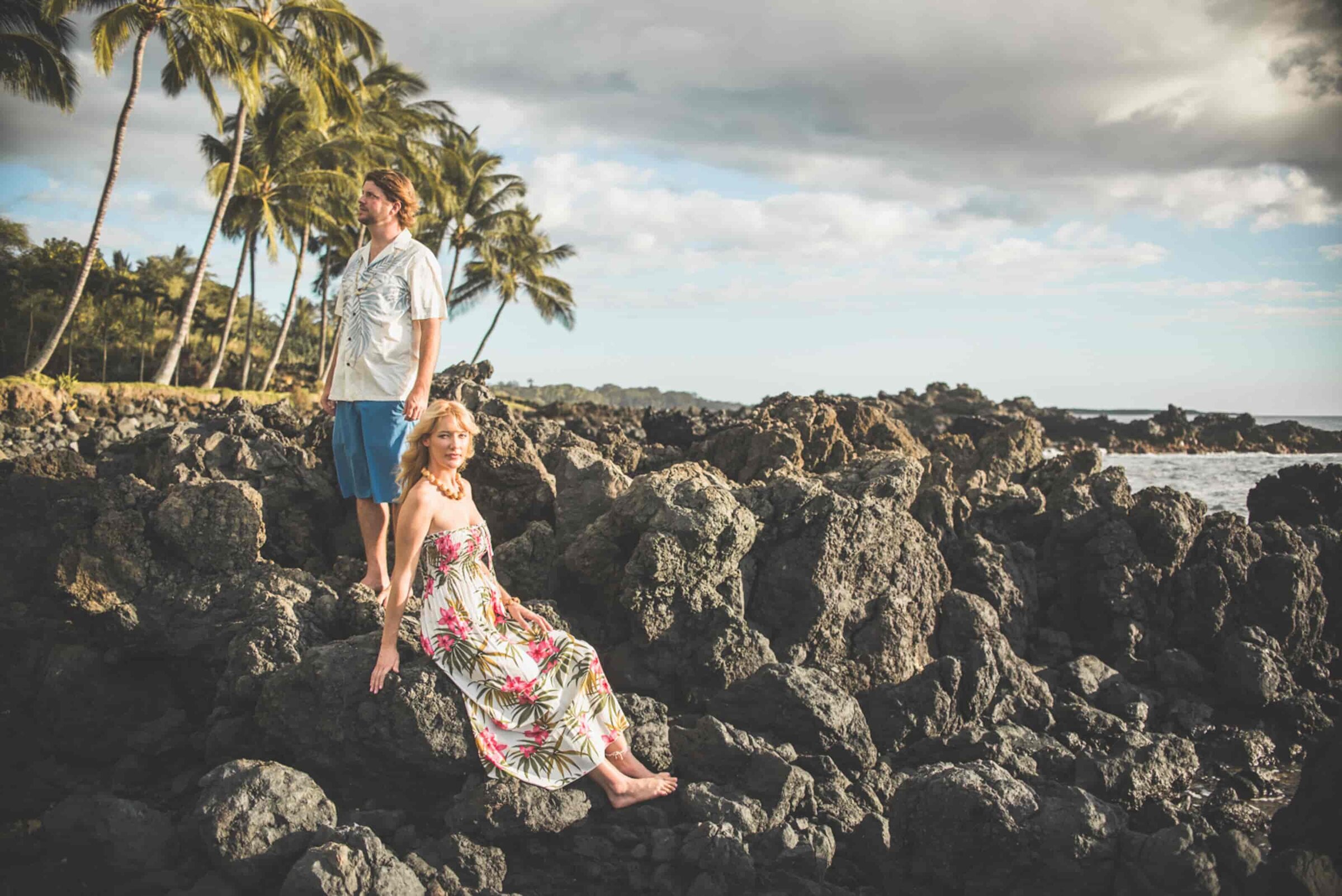 maui-couples-photographer-dreamgraphy-lava-rocks-palm-trees Couple posing on lava rocks in Maui for couple photography session with Dreamgraphy.